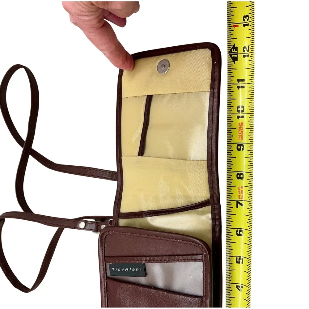 Travelon Crossbody Bag Travel Purse Shoulder Bag Burgundy Organizer